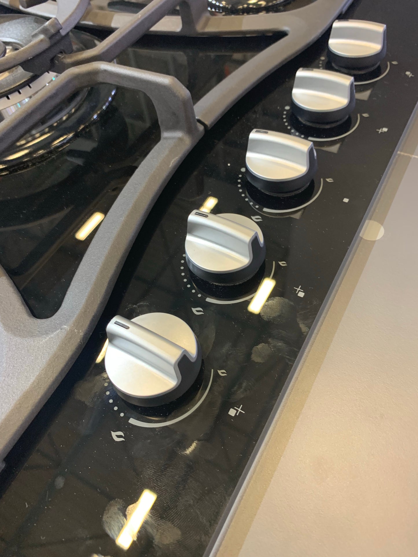 Knobs for Hobs