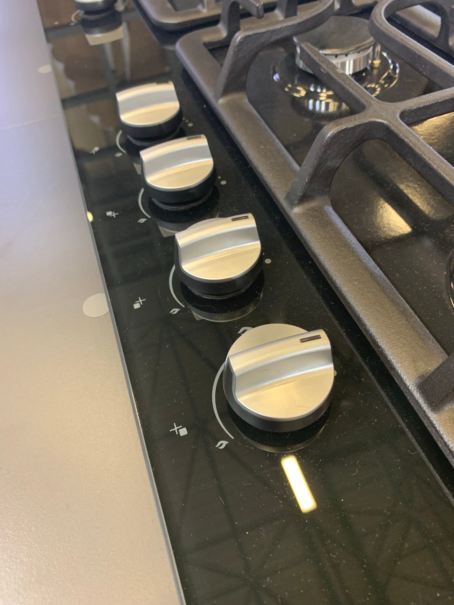 Knobs for Hobs